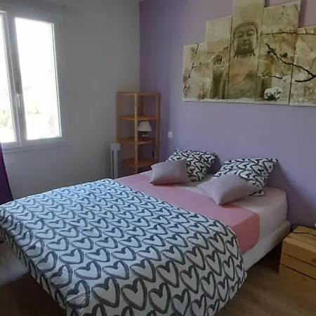 Superbe Maison De Plain Pied Avec Piscine Pour 6 La Chapelle-Aubareil