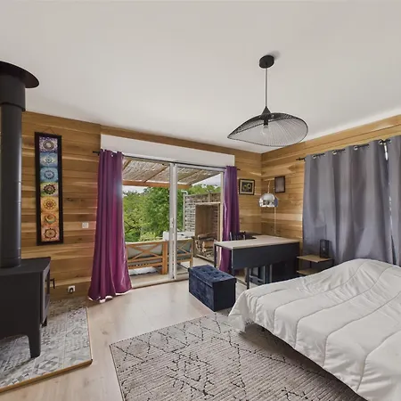 Nyaraló Superbe Maison De Plain Pied Avec Piscine Pour 6
