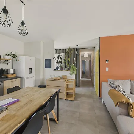 Superbe Maison De Plain Pied Avec Piscine Pour 6 Nyaraló