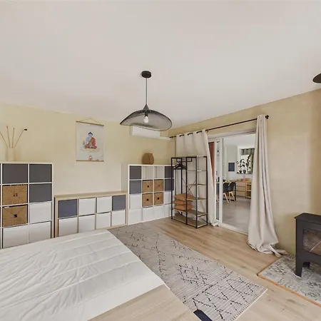 Nyaraló Superbe Maison De Plain Pied Avec Piscine Pour 6 *